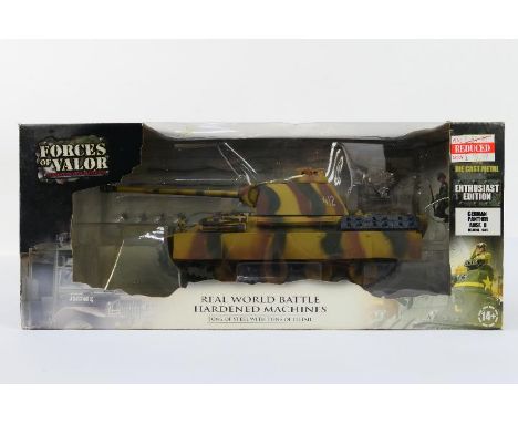 Forces of Valor - A boxed 1:32 scale Forces of Valor #80050 diecast WW2 German Panther Ausf.G (Belgium 1944) tank. The model 