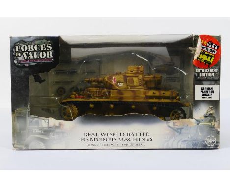Forces of Valor - A boxed 1:32 scale Forces of Valor #80057 diecast WW2 German Panzer IV Ausf.F (Kursk 1943). The model appea