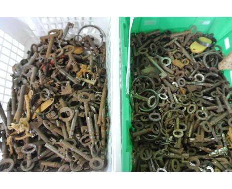 A large quantity of antique and vintage keys