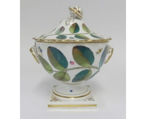 A 19th century porcelain 'Blind Earl' style stem bowl and cover, marked 'Chamberlains, New Bond Street' (Worcester), chipped,