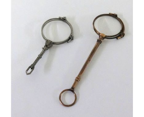 Two pairs of vintage lunettes (2).