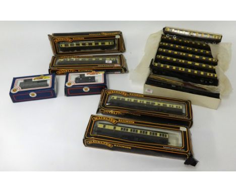 Mainline Railways, a collection of 00 gauge coaches boxed (9), also two Bachmann wagons boxed and six other coaches including