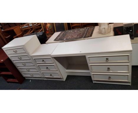 MODERN DRESSING TABLE WITH NO MIRROR & MATCHING CHEST OF 5 DRAWERS