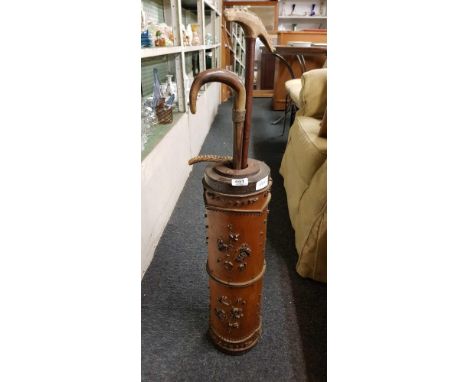 STICK STAND WITH WALKING STICKS
