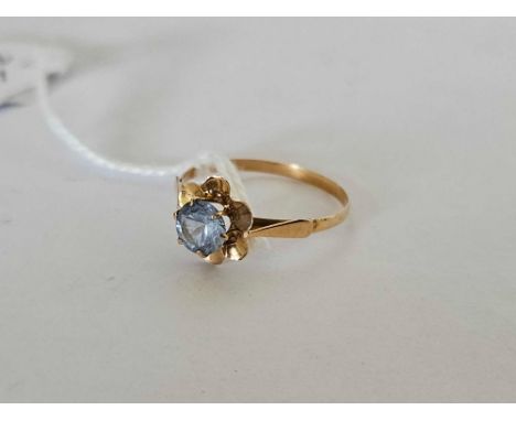 18ct STONE SET RING, 1g