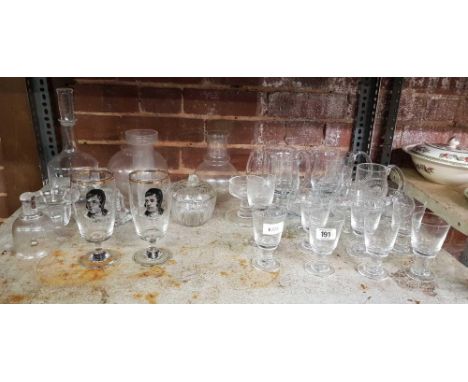 SHELF OF MISC DRINKING GLASSES & BRASS