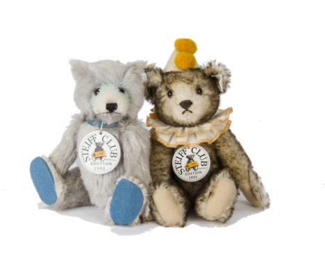 Two Steiff Club Limited Edition teddy bears: 1992/93 Teddy Baby 1929 Blue 28, 6380 for the year; and 1993/94 Teddy Clown 1928