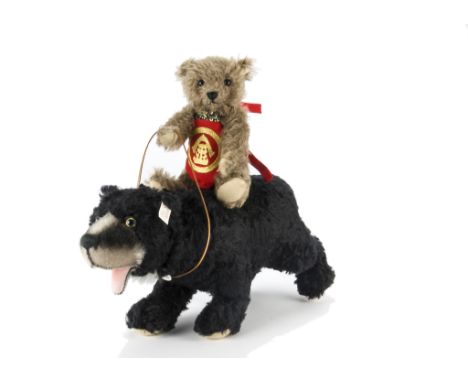 A Steiff Limited Edition for Japan Kinatro Bear Set, designed for Takara Ltd, 546 of 1500, in original box with certificate, 