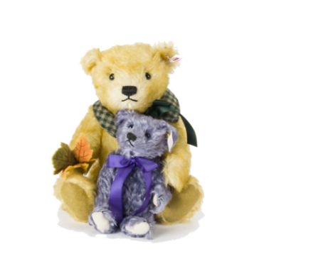 A Steiff Club Edition 2016 Maple teddy bear, 916 for the year, in original box with certificate; and a small North American e