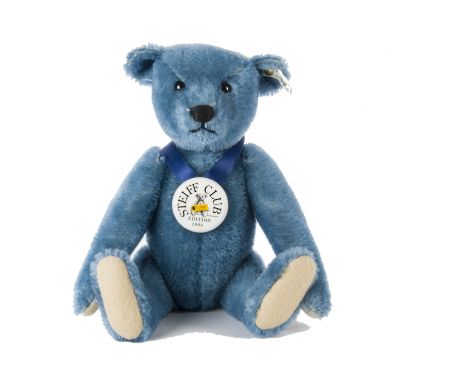 A Steiff Club Edition 1994/95 Teddy Bear blue 35, 3798 for the year, in original box with certificate