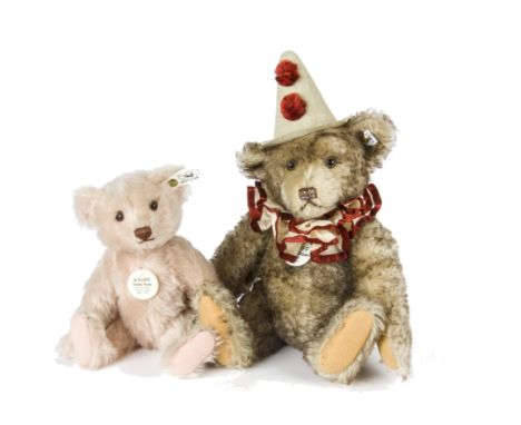 Two Steiff Limited Edition 1920s Teddy Bears: Teddy Rose 1925, 2550 of 8000, in original cellophane fronted box, 1990; and Te