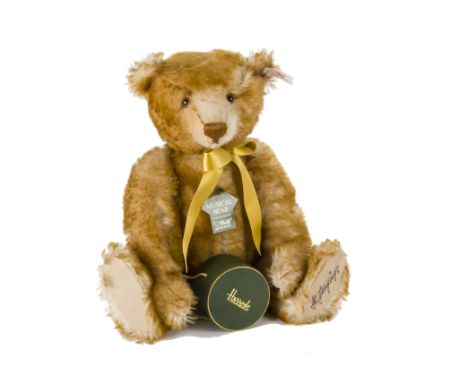 A Steiff Limited Edition for Harrods The Extravagance Bear, 302 of 2000, signed on pad Jorg Jungingerr, musical playing ‘Big 