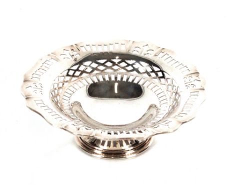 A silver pedestal bon bon dish,&nbsp;Birmingham 1928; and a small silver ladle Birmingham 1938 (2)