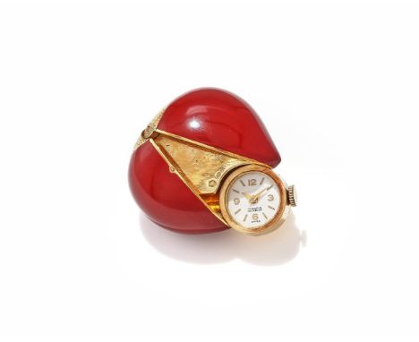 GEORGES LENFANT, AN ENAMEL NOVELTY TRAVEL CLOCK CIRCA 1965 Realistically modelled as a chestnut, decorated with maroon enamel