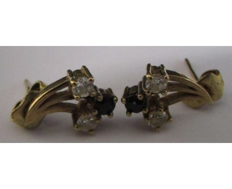 Pair of 9ct gold earrings, 1.4g total