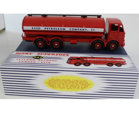 Dinky Leyland Octopus Esso Tanker no 943