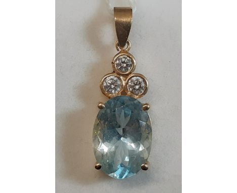 Tested as possibly 14k gold aquamarine &amp; diamond pendant, 3.66g (aquamarine 10mm x 15mm)