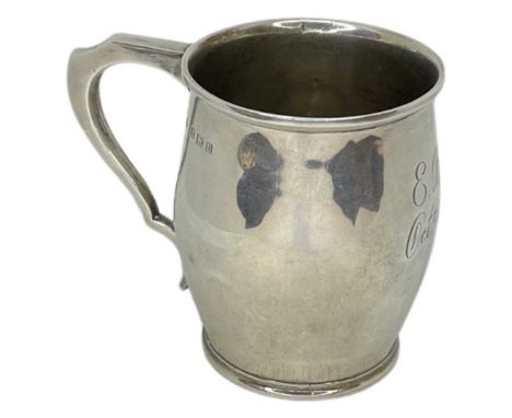 Silver Christening Mug. 114 g. Birmingham 1912, William Hutton & SonsEngraving to body 'E.H.F., Oct 4th 1914'Height  8cmCondi
