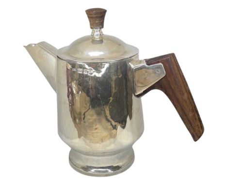 Handmade Modern Planished Silver Coffee Pot. 546 g all in. London 1974, Marjorie EldenStylish design with flared rosewood han