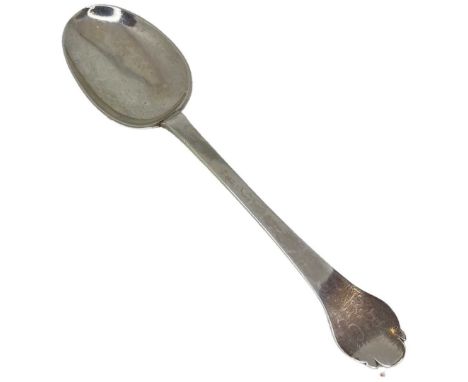 Norwich Silver Trefid Spoon. 67 g. Elizabeth Haselwood, Norwich c.1687Carries makers mark only. Very crisp and clear. Also ca