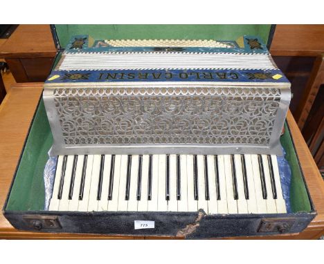 A Carlo-Carsini accordion, cased