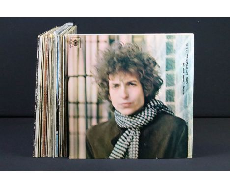 Vinyl - 20 Bob Dylan LPs spanning his career to include Blonde On Blonde x 2 (one original), The Free Wheelin' x 2, The Times