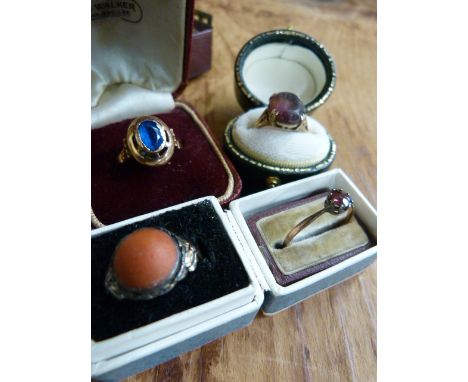 Four antique Rings - An 18K damaged ring set with rubbed and scratched Blue stone. A Hallmarked 9ct Antique ring set with a p