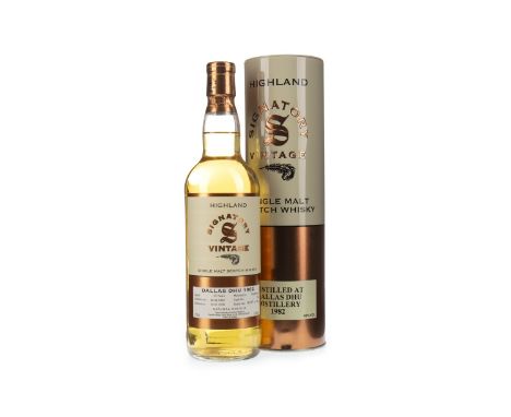 DALLAS DHU 1982 SIGNATORY VINTAGE AGED 23 YEARS Single Malt Scotch Whisky Distilled 5 August 1982, matured in hogshead no. 70