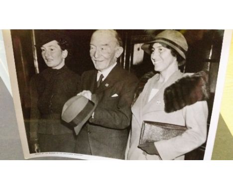 WAYFARER, Supplements, b/w photos (210 x 160mm), Scouting, Lord Baden-Powell, showing him with his wife and daughter leaving 