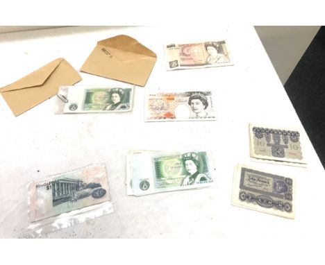 Selection of Vintage bank notes includes £10s, £1 etc
