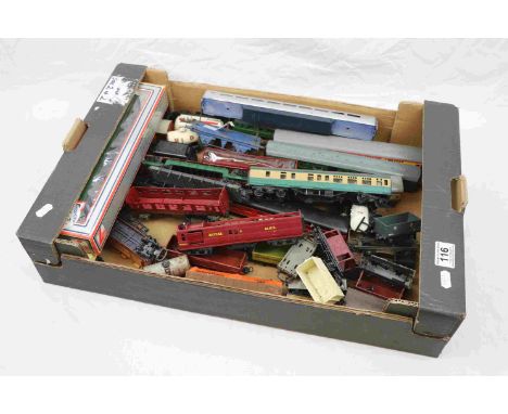 Quantity of OO gauge model railway rolling stock in various conditions to include Triang, Hornby and Lima plys a Hornby O gau