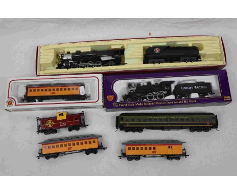 Boxed HO Rivarossi 1285 4-6-2 (Heavy Pacific) Southern Railway locomotive, boxed IHC International Hobby Corp 4-4-0 American 