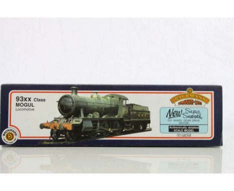 Boxed Bachmann OO gauge 31802 93XX BR Black 9380 Mogul locomotive
