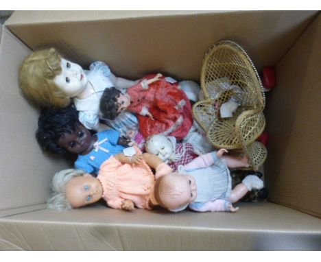 Collection of mid to late 20th C dolls to include Chiltern, First Love etc