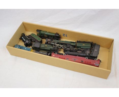 Eight OO gauge locomotives to include Bachmann Witherslack Hall 4-6-0, Hornby Western Courier, Airfix GWR 2-6-2 6110, Hornby 