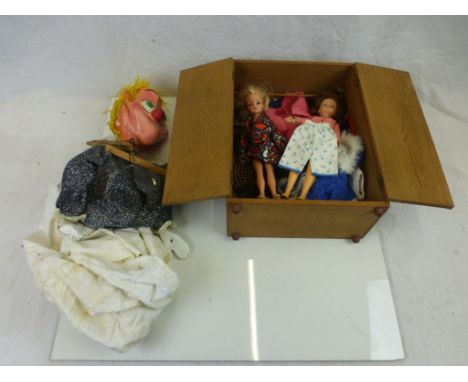 Original HK Sindy doll plus a group of vintage clothing, accessories and another doll, contained within wooden wardrobe plus 