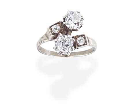 DIAMOND CROSSOVER RINGSet with cushion-shaped diamonds,  principal diamonds approx. 1.65cts total, ring size approx. NFor fur