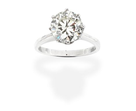 DIAMOND SINGLE-STONE RINGSet with a brilliant-cut diamond, weighing 2.74 carats, ring size approx. LFootnotes:Please note thi