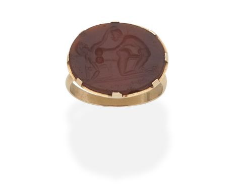 HARDSTONE INTAGLIO RINGDepicting an erotic scene, ring size approx. S½For further information on this lot please visit Bonham