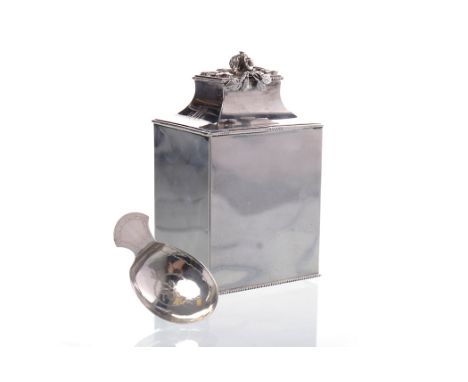 EARLY GEORGE III SILVER TEA CADDYmaker John Langford II & John Sebille, London 1768, of rectangular form with beaded rims, sq