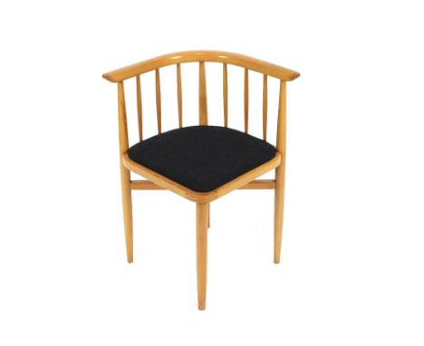 Four light Ercol design stick back kitchen corner chairs 