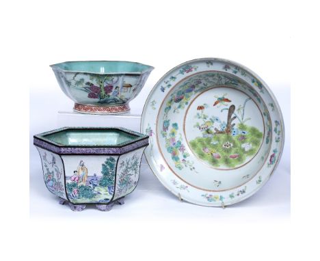 Porcelain famille rose basin Chinese, circa 1900 28cm across an octagonal bowl, Daoguang period, painted with garden scene wi