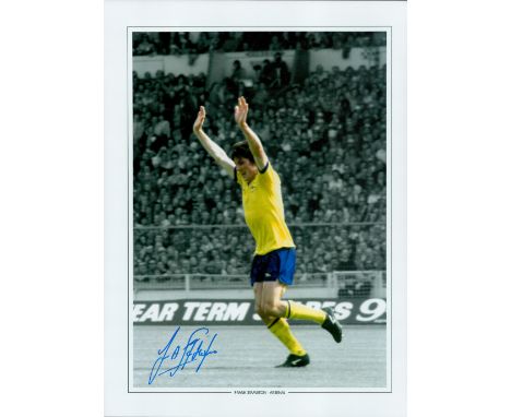 Football Frank Stapleton signed Arsenal 16x12 colourised print. Good condition. All autographs come with a Certificate of Aut