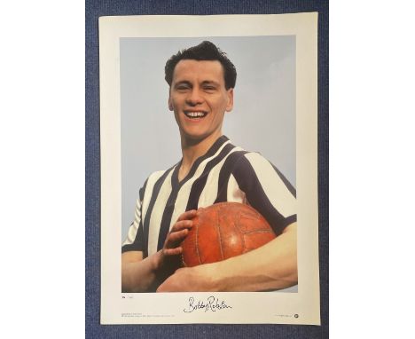 Football Sir Bobby Robson signed 23x17 Legends Series Big Blue Tube colour print pictured during his playing days limited edi