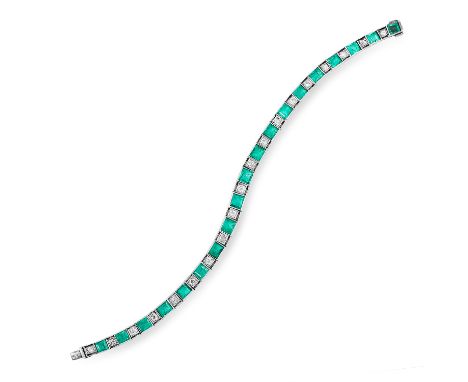 AN EMERALD AND DIAMOND LINE BRACELET set with round old cut diamonds and step cut emeralds, 19cm, 15.8g.