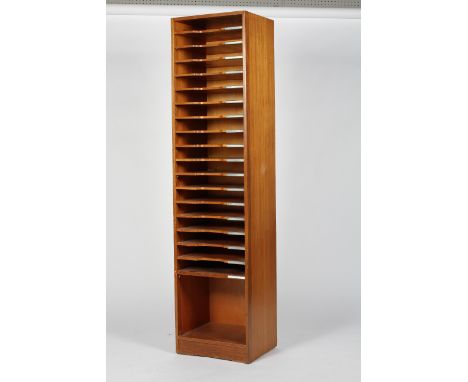 A 20th century vintage mahogany wood pigeonhole organiser, with an eighteen section index card holder to the front, 184cm hig