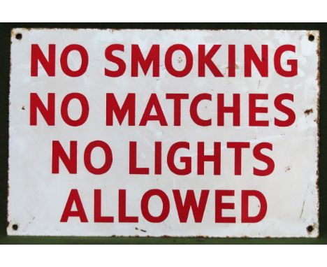 No smoking No Matches vintage enamelled advertising sign. Approx. 30.5cms x 45.5cms

Used condition, wear to enamel 