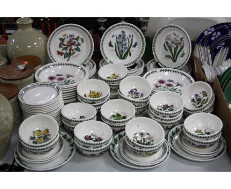 A QUANTITY OF PORTMEIRION SECONDS IN BOTANIC GARDEN, VARIATIONS AND POMONA PATTERNS, dishes, bowls, plates and saucers, (over