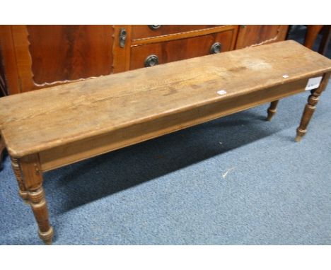 A 20TH CENTURY PINE BENCH, approximate size width 152cm x depth 32cm x height 49cm