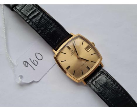 AN OMEGA AUTOMATIC GENEVE GENTS WRIST WATCH WITH SECONDS SWEEP &amp; DATE APERTURE 